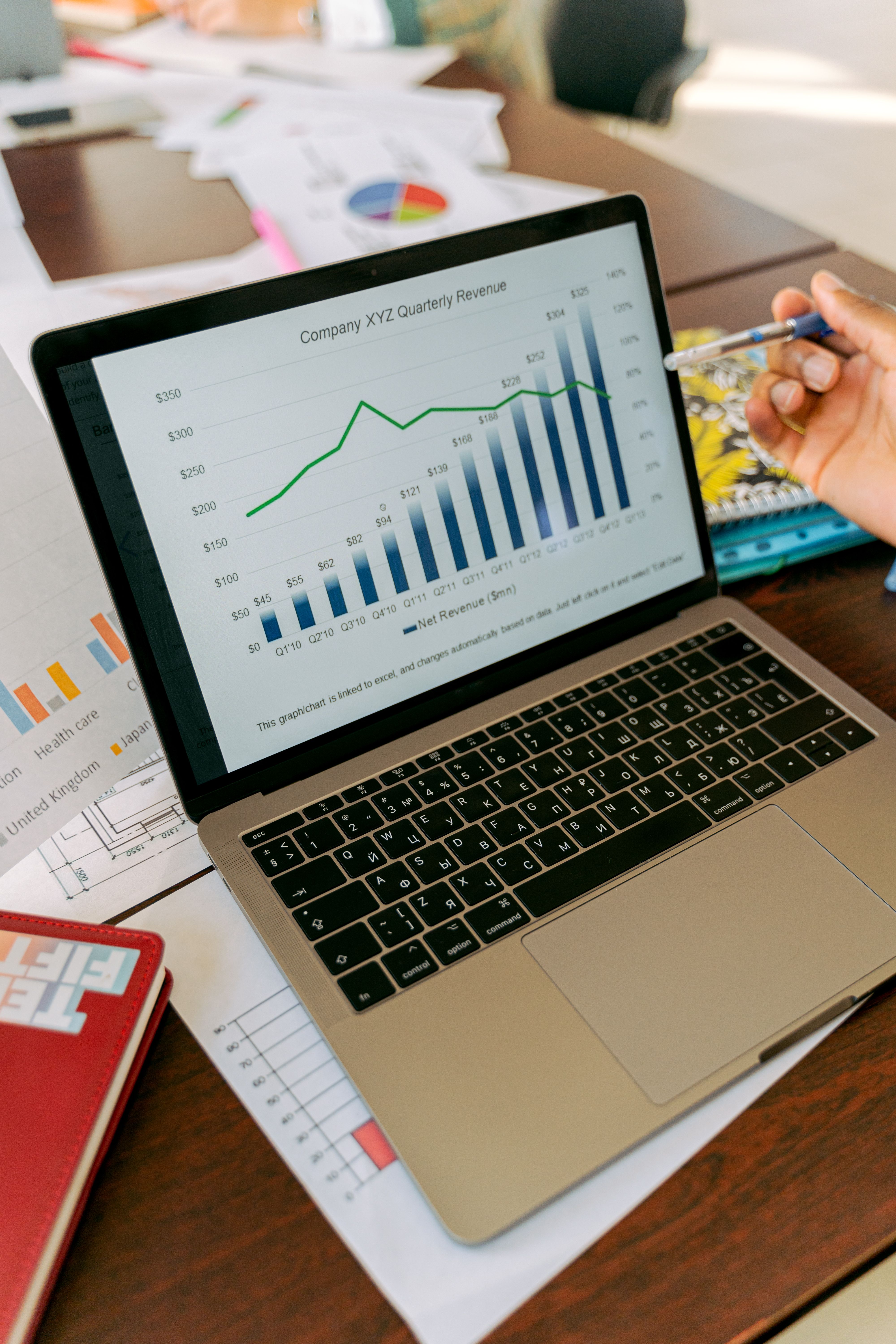 كيف تختار شركة SEO في السعودية؟ دليل عملي لاختيار شريك تحسين محركات البحث وبناء نمو عضوي مستدام