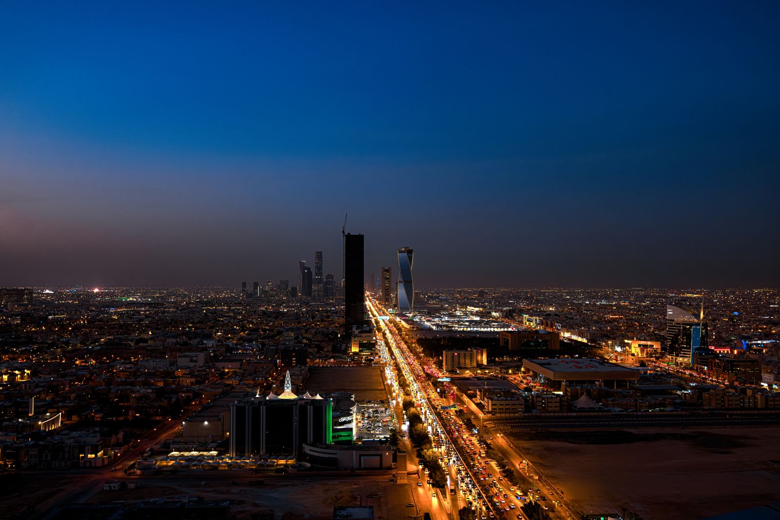 كيف تبني لوحة مؤشرات تسويقية تقود القرار؟