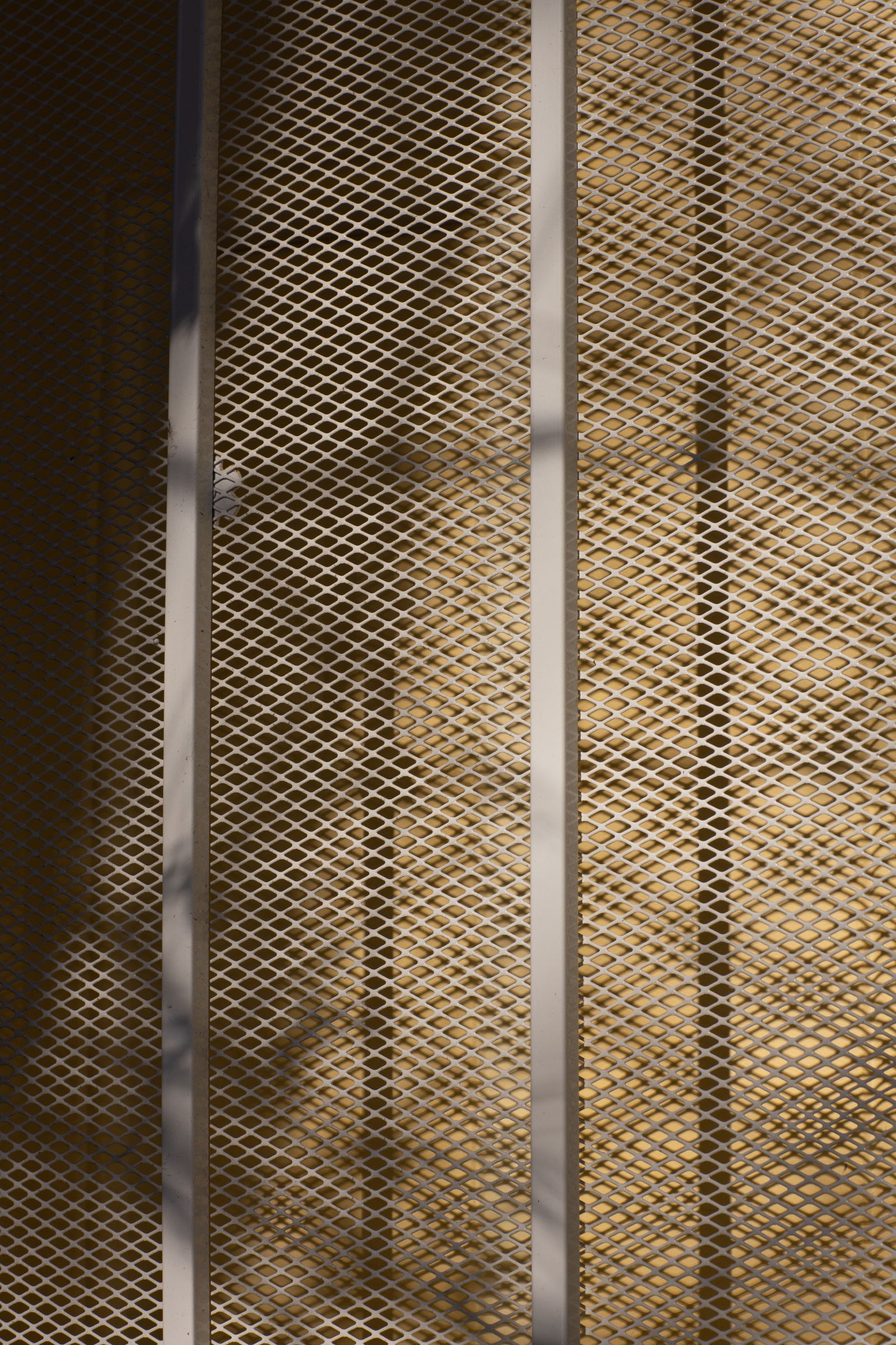 لفائف شبك معدني مستخدمة في تصنيع الشبوك