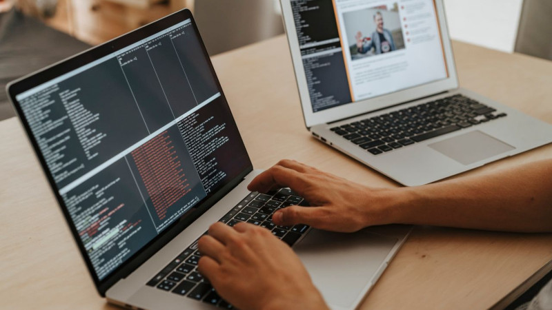 كيف تبني تتبع تحويلات صحيح عبر GA4 وGTM؟